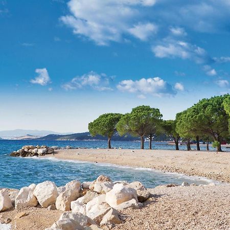 Nice Apartment In Smrika With Kitchen Εξωτερικό φωτογραφία