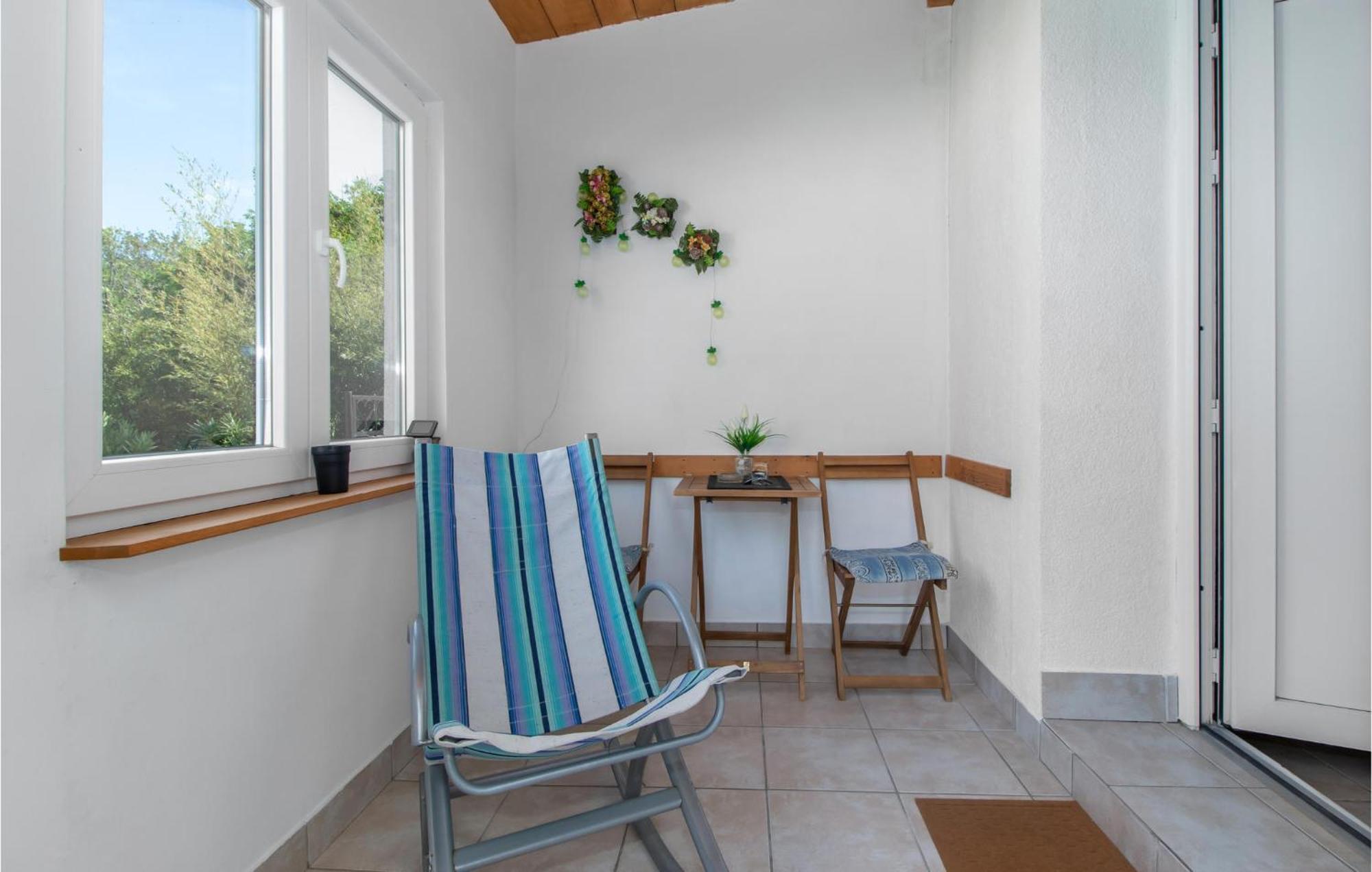 Nice Apartment In Smrika With Kitchen Εξωτερικό φωτογραφία